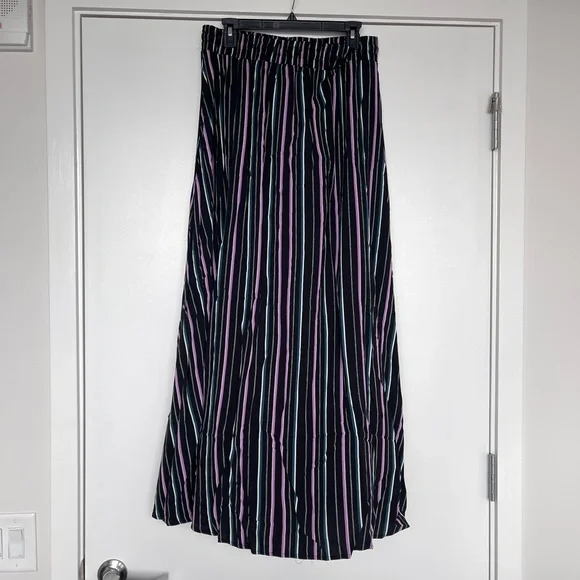 NWT Striped Maxi Skirt (1X) - Picture 5 of 11